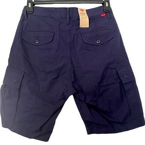 Levi’s Carrier Cargo Shorts Navy Blue Men’s size 28 NWT